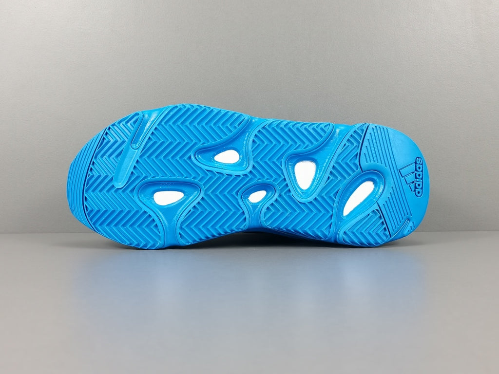 adidas originals YEEZY BOOST 700＂Hi-Res Blue ＂