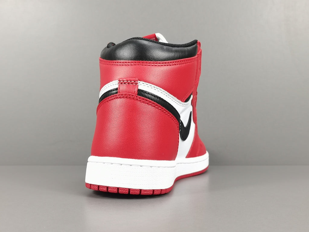 Air Jordan 1  Retro Chicago（2015）