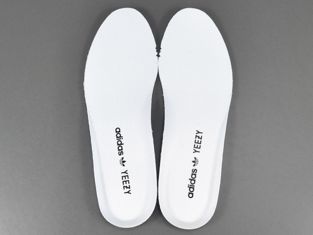 Adidas originals YEEZY BOOST 350 V2 ＂Static＂