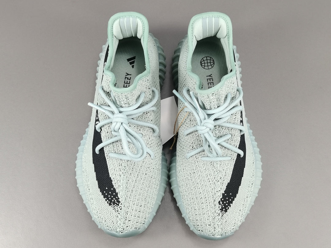 Adidas originals Yeezy Boost 350 V2  ＂Reverse Oreo＂