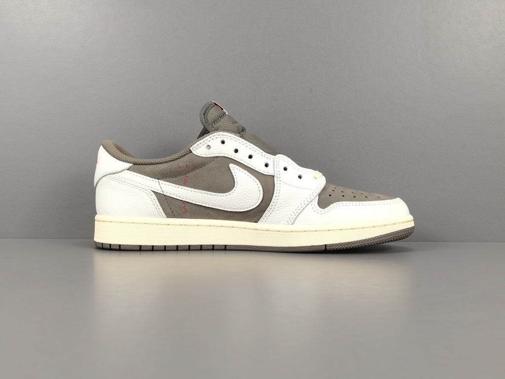 Travis Scott  x Air Jordan 1 Low OG ＂Reverse Mocha ＂