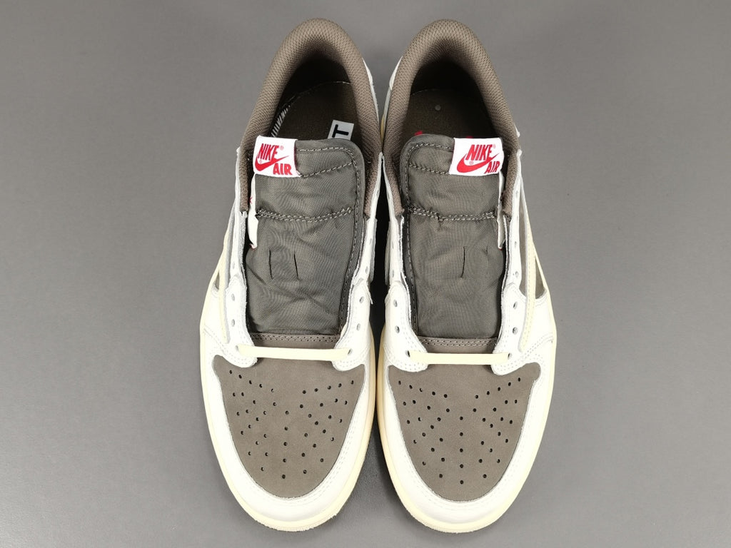 Travis Scott  x Air Jordan 1 Low OG ＂Reverse Mocha ＂