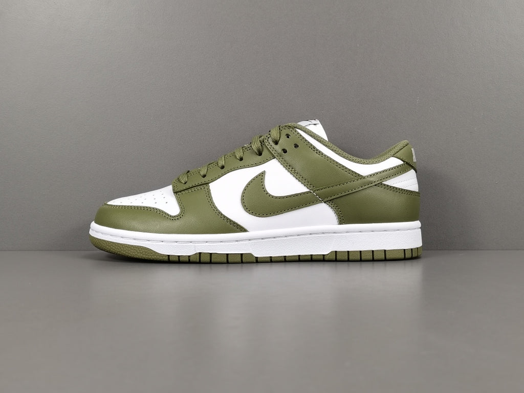 NIKE DUNK LOW ＂Medium Olive＂