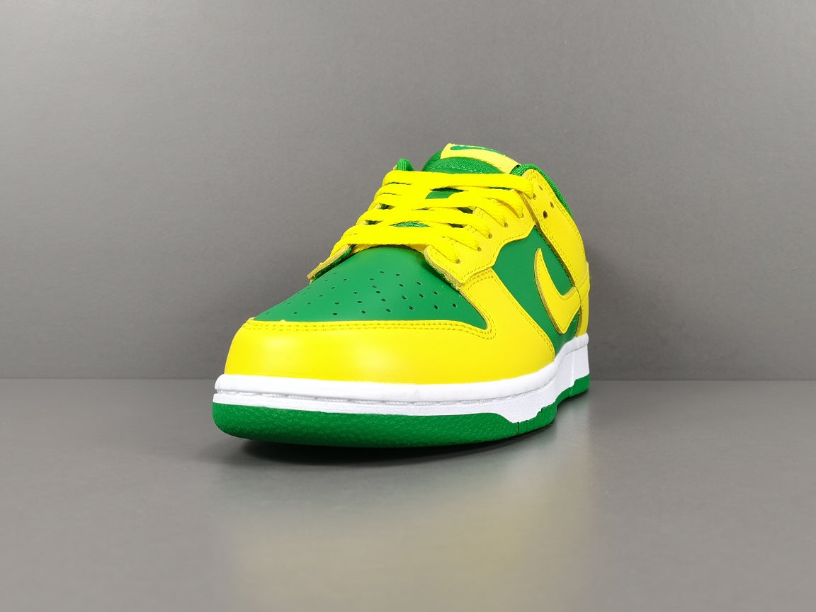 NIKE DUNK LOW Retro BTTYS
