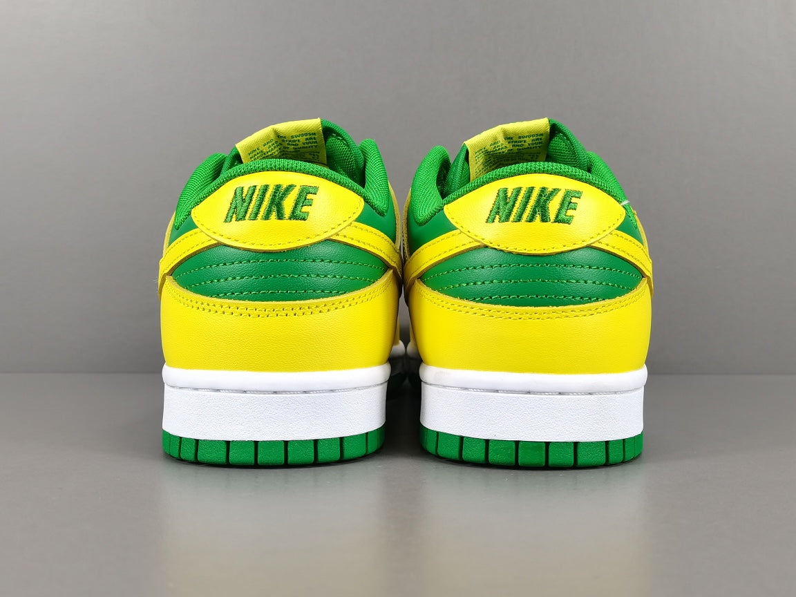 NIKE DUNK LOW Retro BTTYS