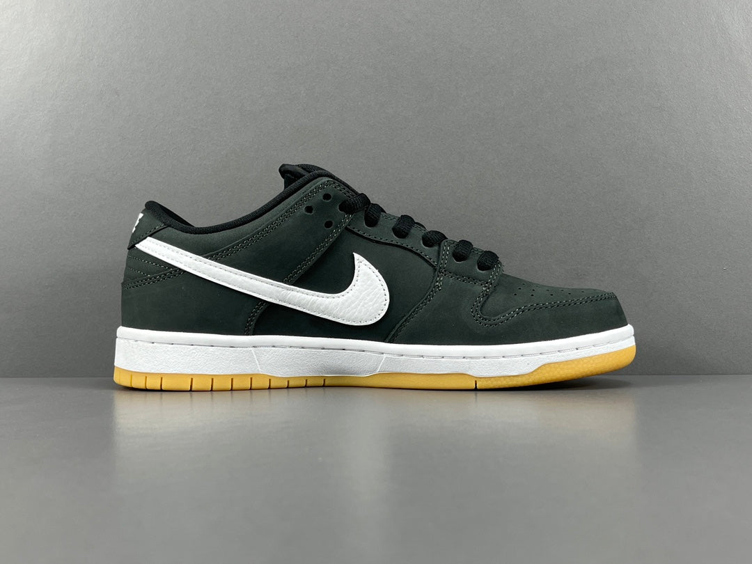Nike DUNK SB Low  pro iso "black gum "