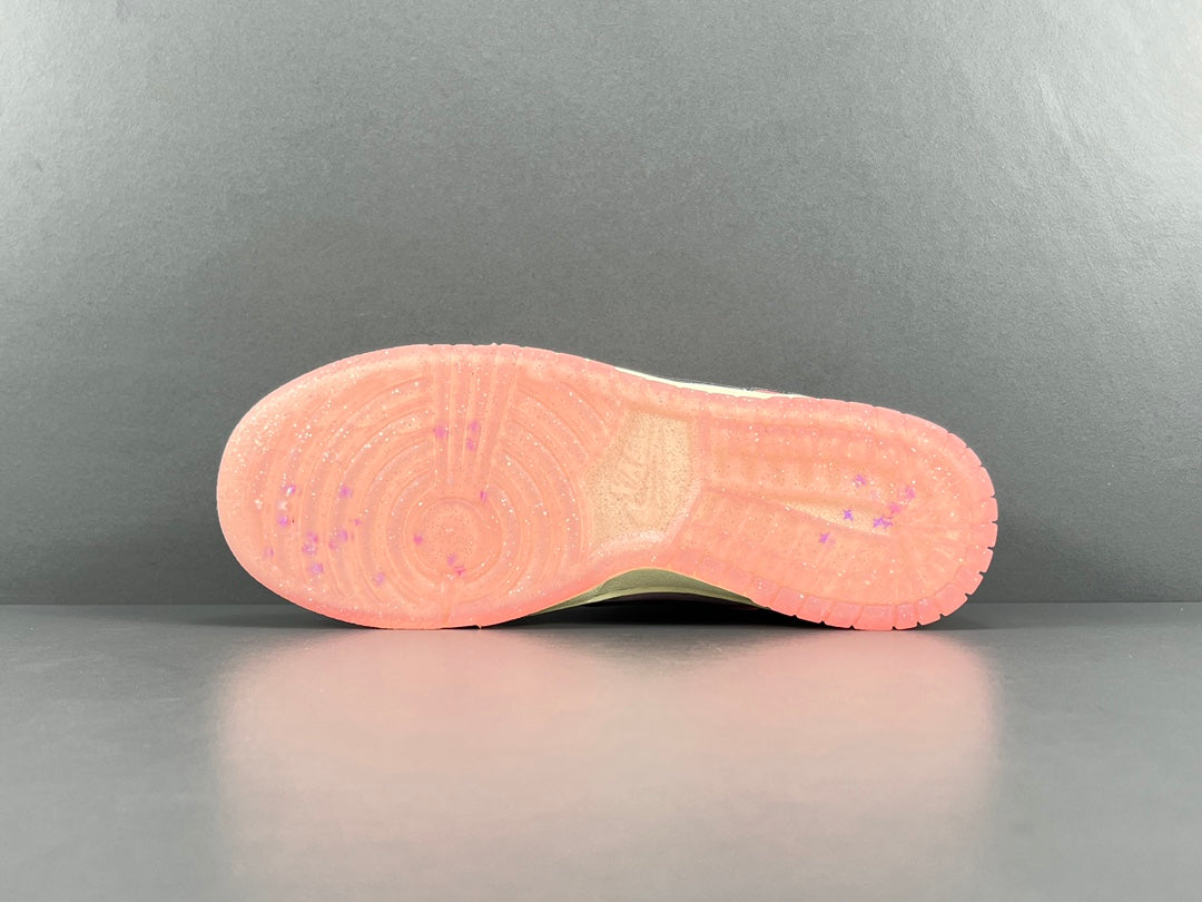 Nike Dunk Low Lx ＂Hot Punch and Punch and Pink Foam "