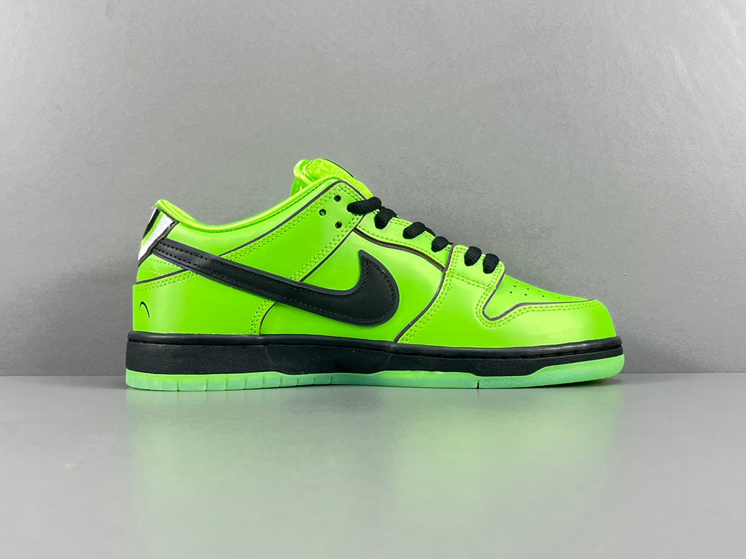 The Powerpuff Girls  x Nike DUNK SB Low