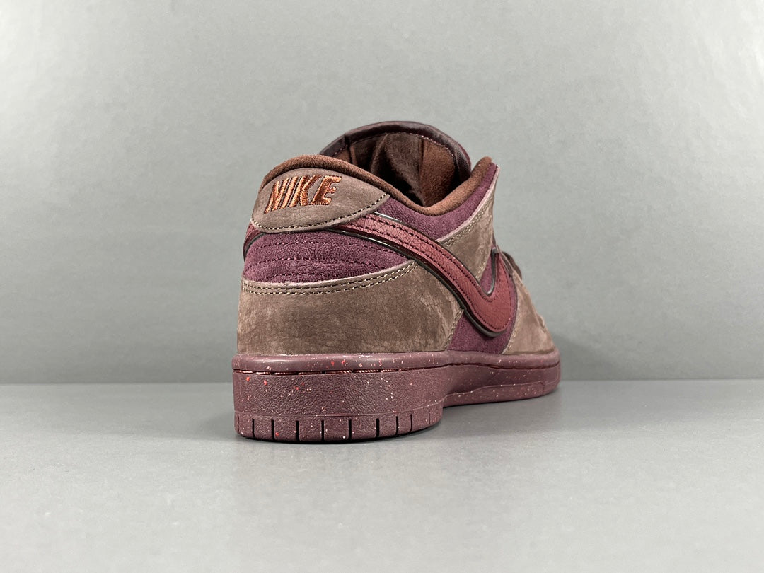 Nike DUNK SB Low