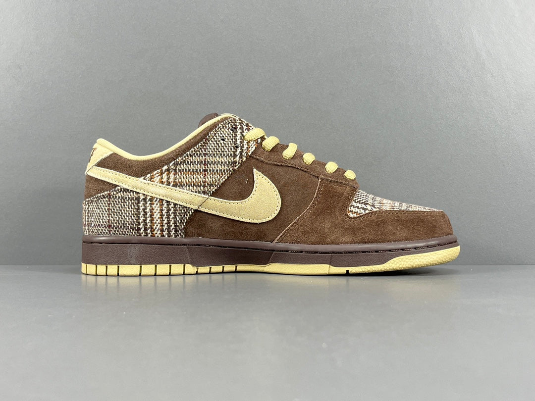 Nike DUNK SB Low  Tweed