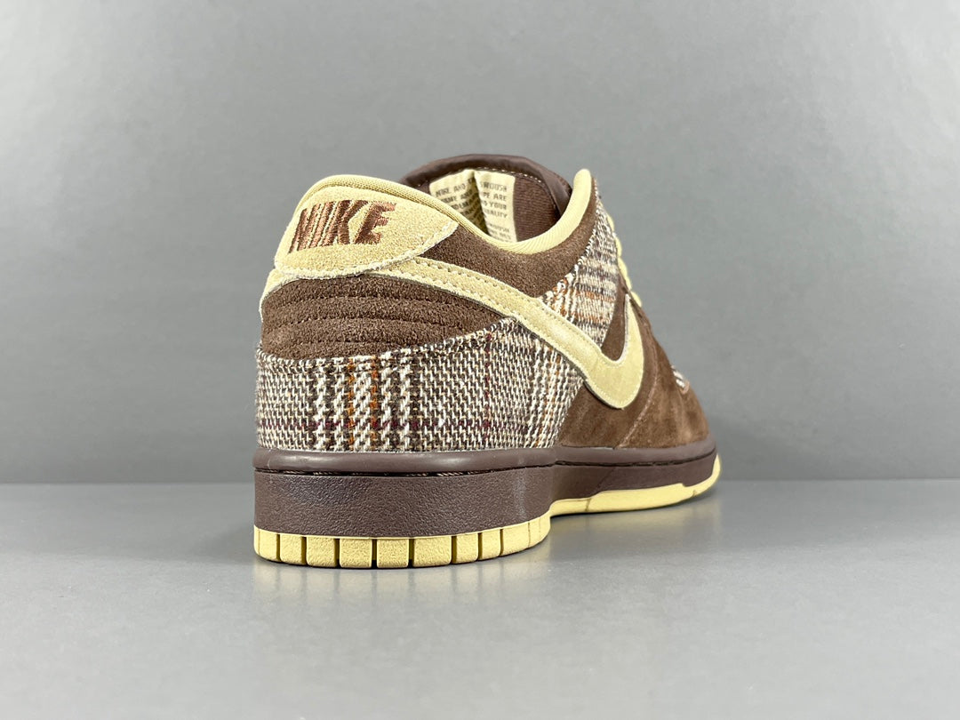 Nike DUNK SB Low  Tweed