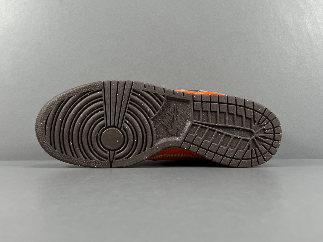 Nike DUNK SB Low  Reese Fobes