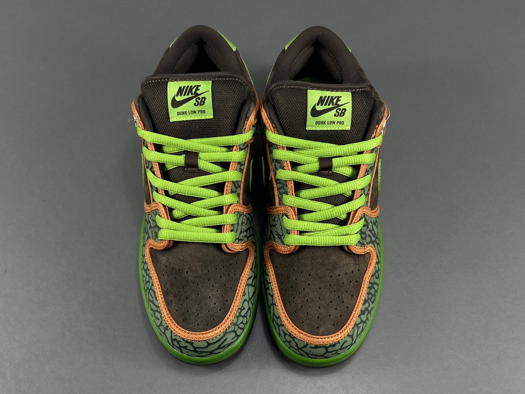 Nike DUNK SB Low  De La Soul