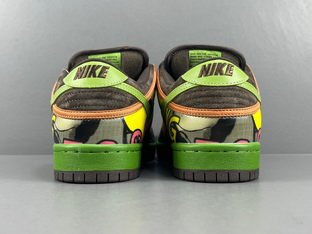 Nike DUNK SB Low  De La Soul