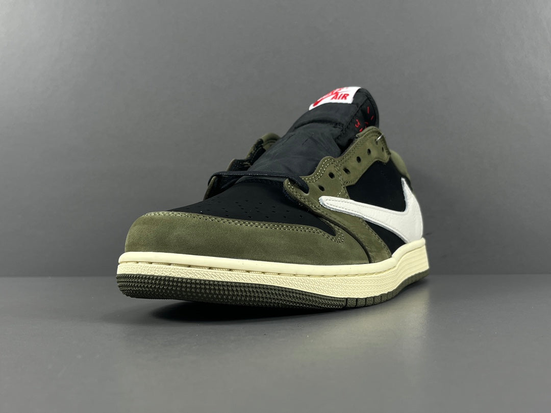 Travis Scott  x Jordan Air Jordan 1 Low OG