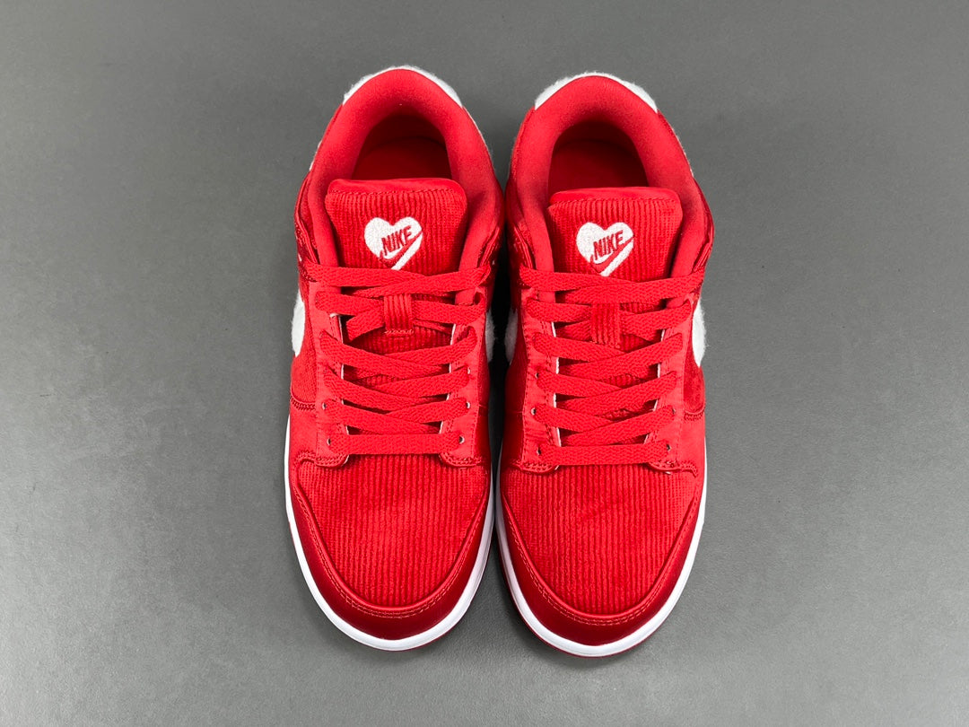 Nike DUNK Low  "Valentine‘s Day Solemates "