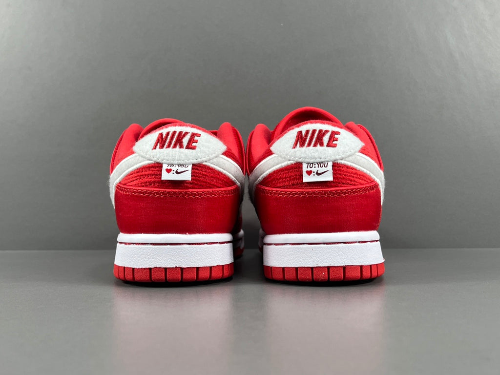 Nike DUNK Low  "Valentine‘s Day Solemates "