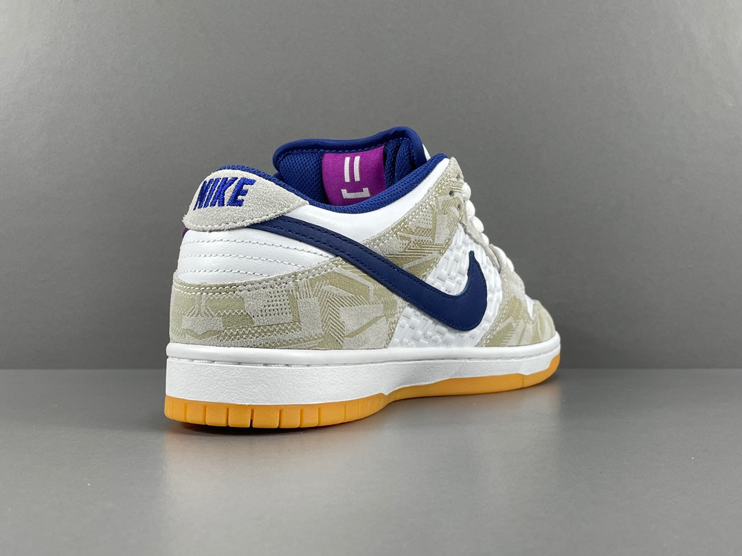 Rayssa Leal x Nike  Dunk  SB Low  ＂Pure Platinum and Vivid Purple＂