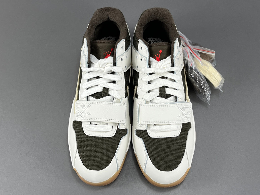 Travis Scott  x Jordan  Executive TheCheck