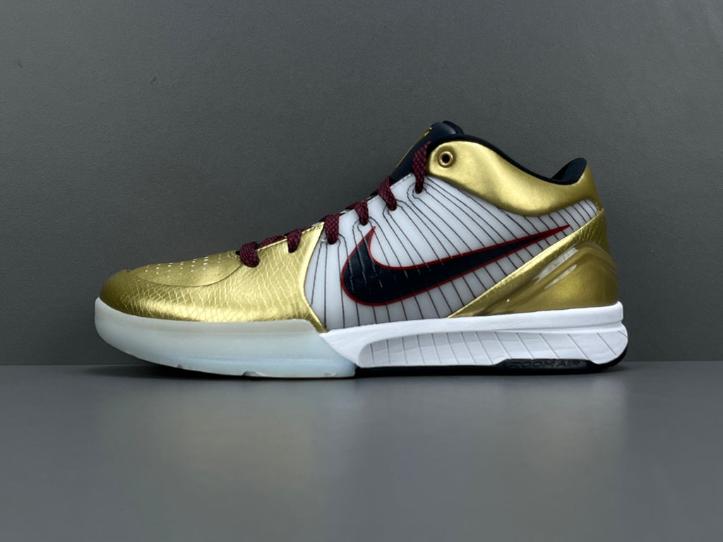 NK ZOOM KOBE 4 Protro "Gold Medal"
