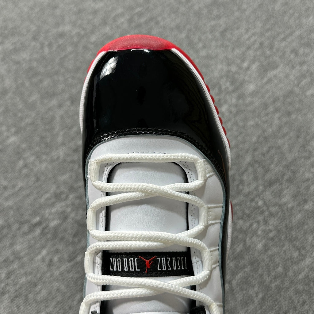 Jordan 11 Retro Low Concord Bred