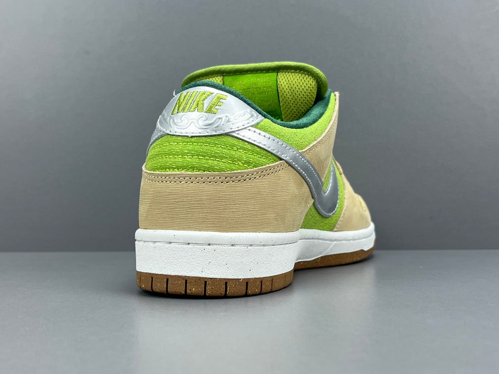 Nike Dunk SB Low"Dinner Plate"