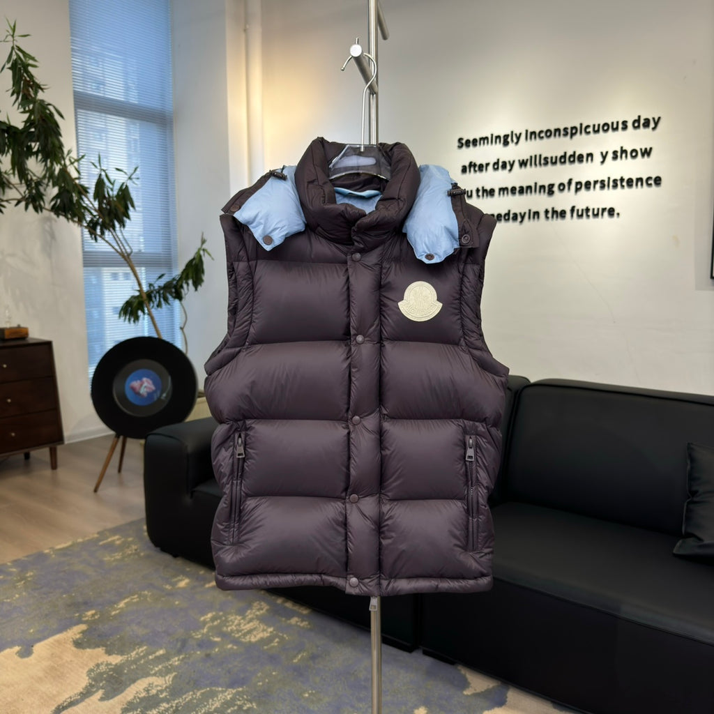 𝑭𝑾𝟮𝟰 𝑪𝒚𝒄𝒍𝒐𝒏𝒆 𝑳𝒐𝒈𝒐