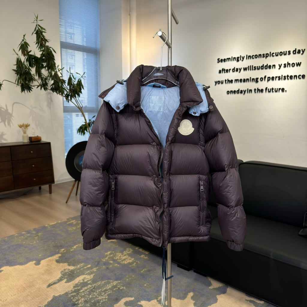 𝑭𝑾𝟮𝟰 𝑪𝒚𝒄𝒍𝒐𝒏𝒆 𝑳𝒐𝒈𝒐