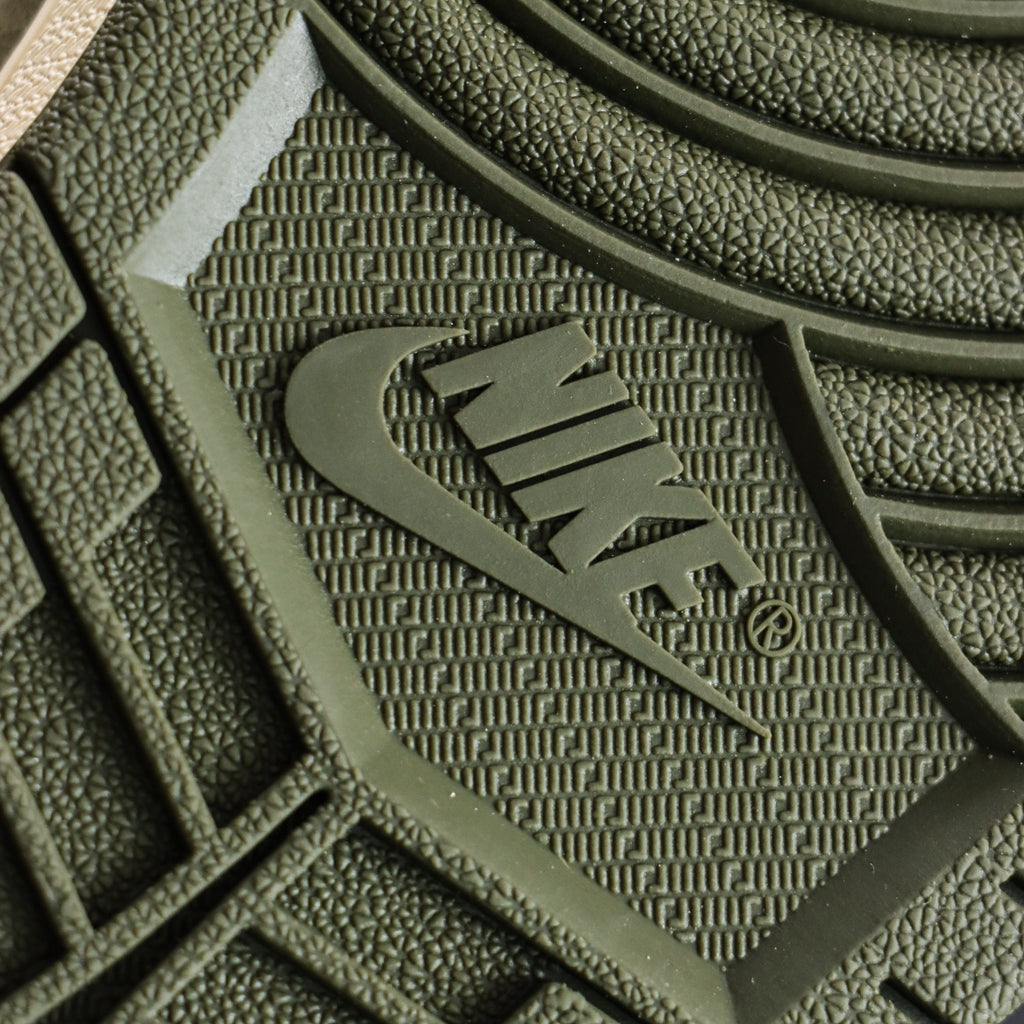 Travis Scott x Air Jordan 1 Low  "Medium Olive"