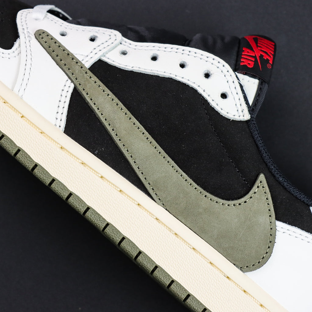 Travis Scott x Air Jordan 1 Low "Medium Olive"
