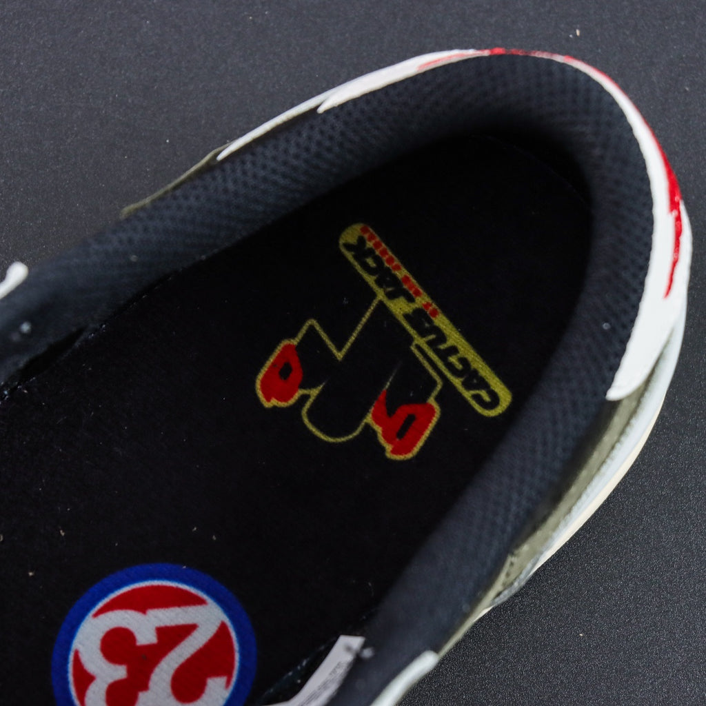 Travis Scott x Air Jordan 1 Low "Medium Olive"