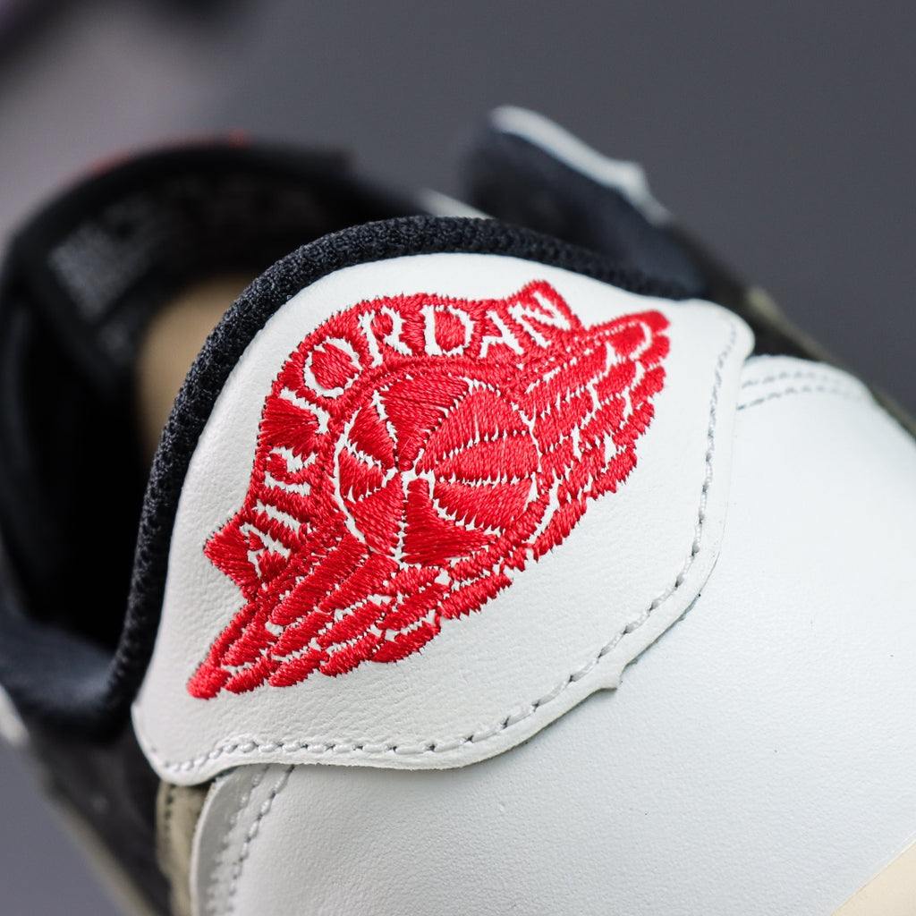 Travis Scott x Air Jordan 1 Low "Medium Olive"