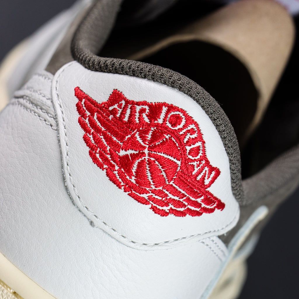 Travis Scott x Air Jordan 1 Low OG SP "Sail and Ridgerock"