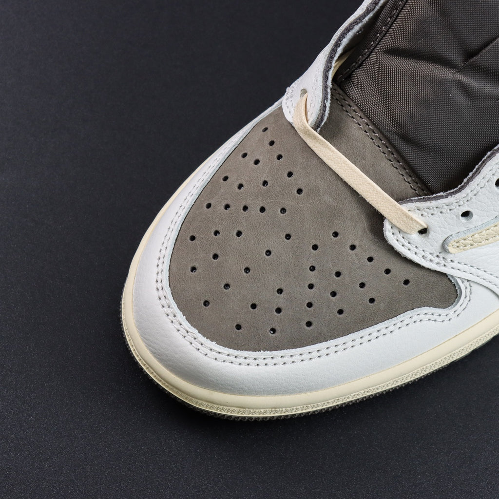 Travis Scott x Air Jordan 1 Low OG SP "Sail and Ridgerock"