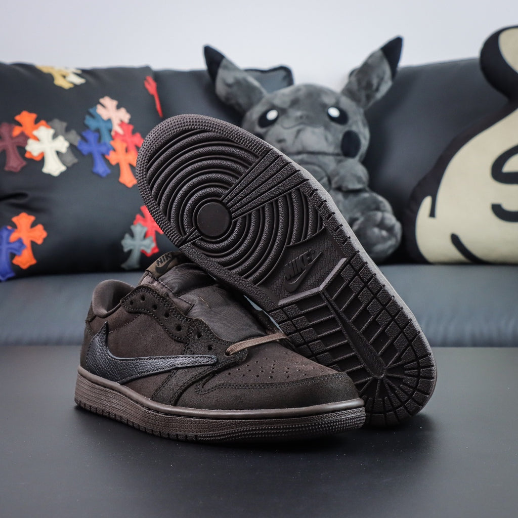 Travis Scott x Air Jordan 1 Low  "Velvet Brown"