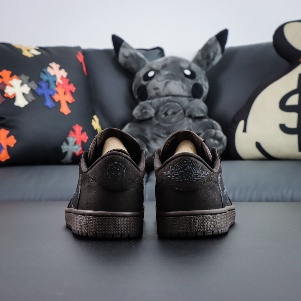 Travis Scott x Air Jordan 1 Low  "Velvet Brown"