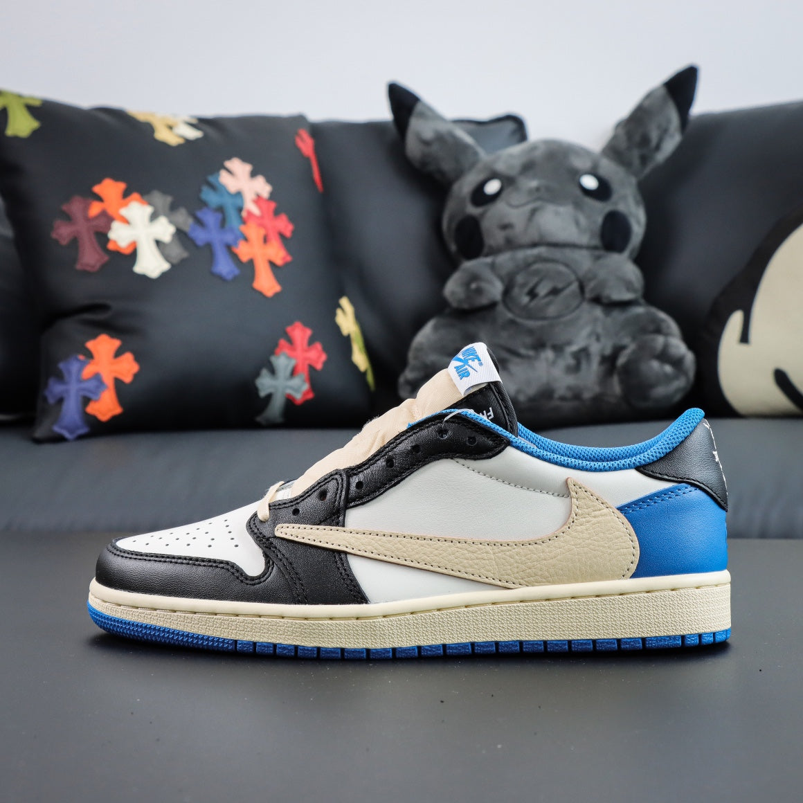 Travis Scott x Fragment Design x Air Jordan 1 Low OG SP