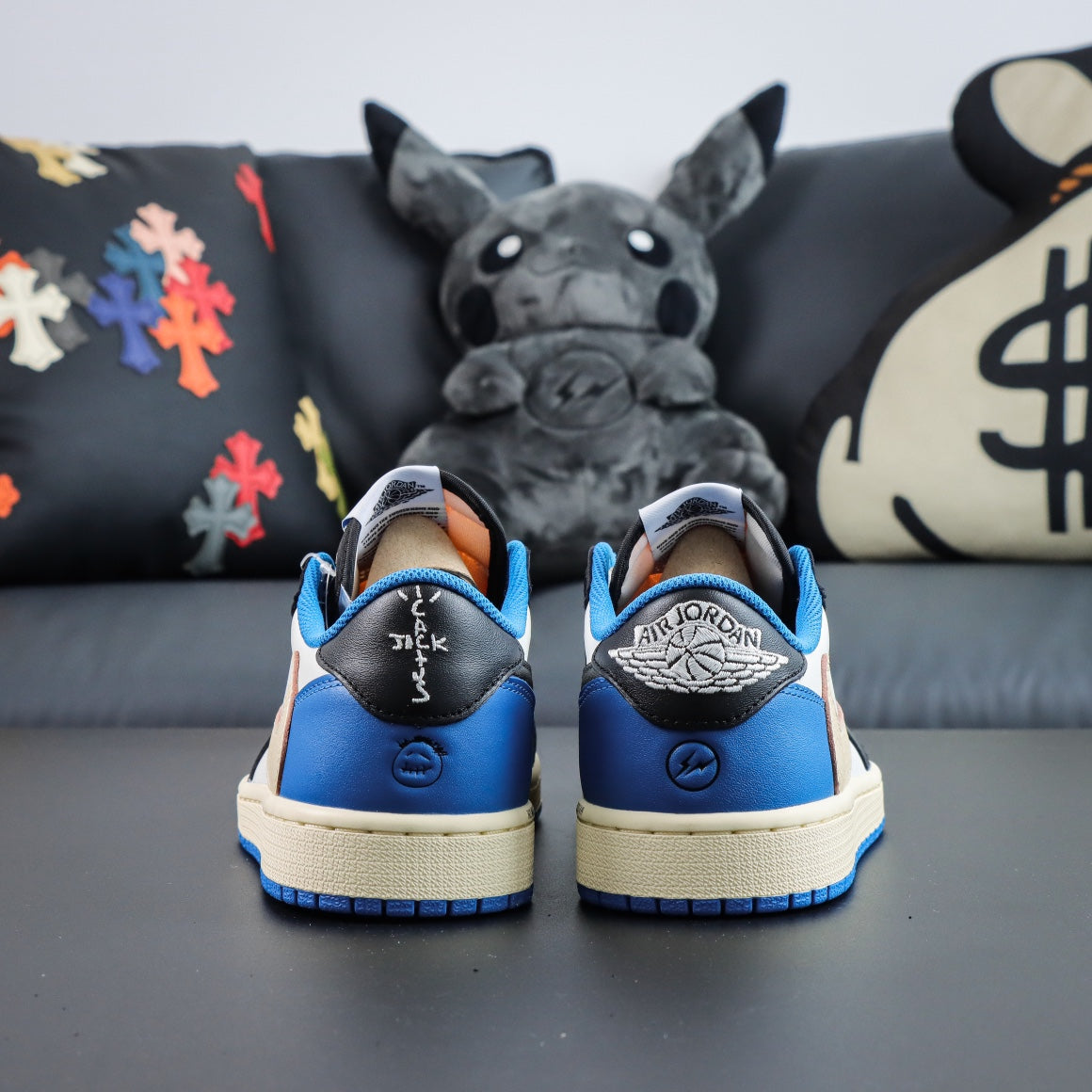 Travis Scott x Fragment Design x Air Jordan 1 Low OG SP