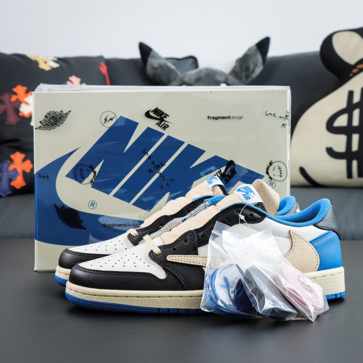 Travis Scott x Fragment Design x Air Jordan 1 Low OG SP