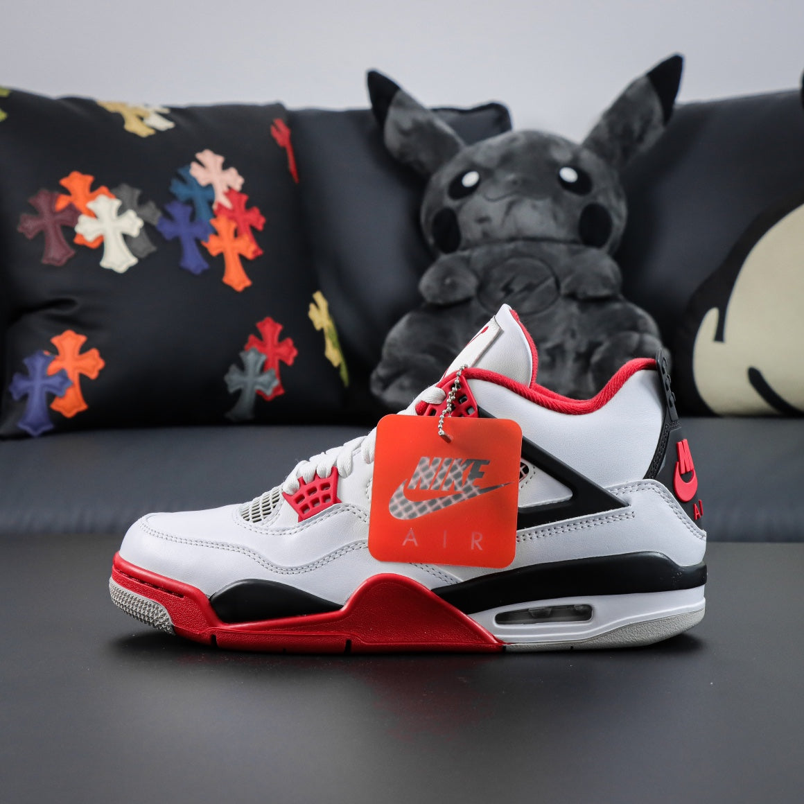 Air Jordan 4 rire red