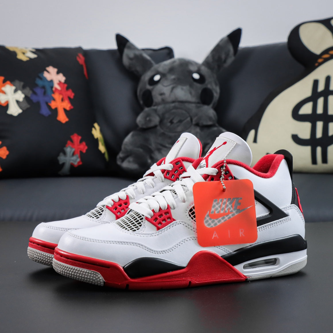 Air Jordan 4 rire red