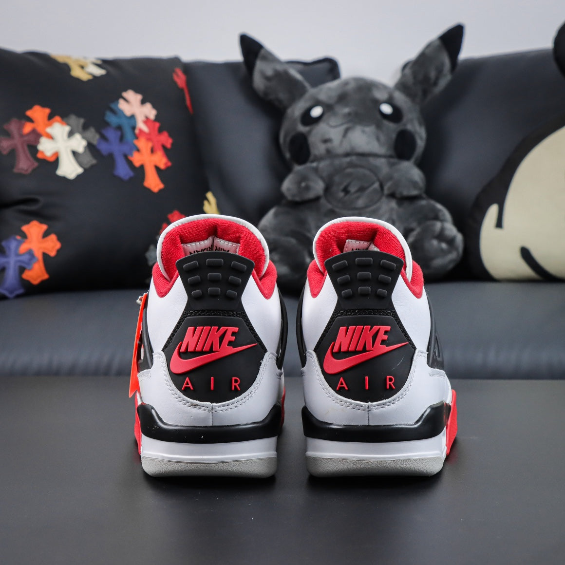 Air Jordan 4 rire red
