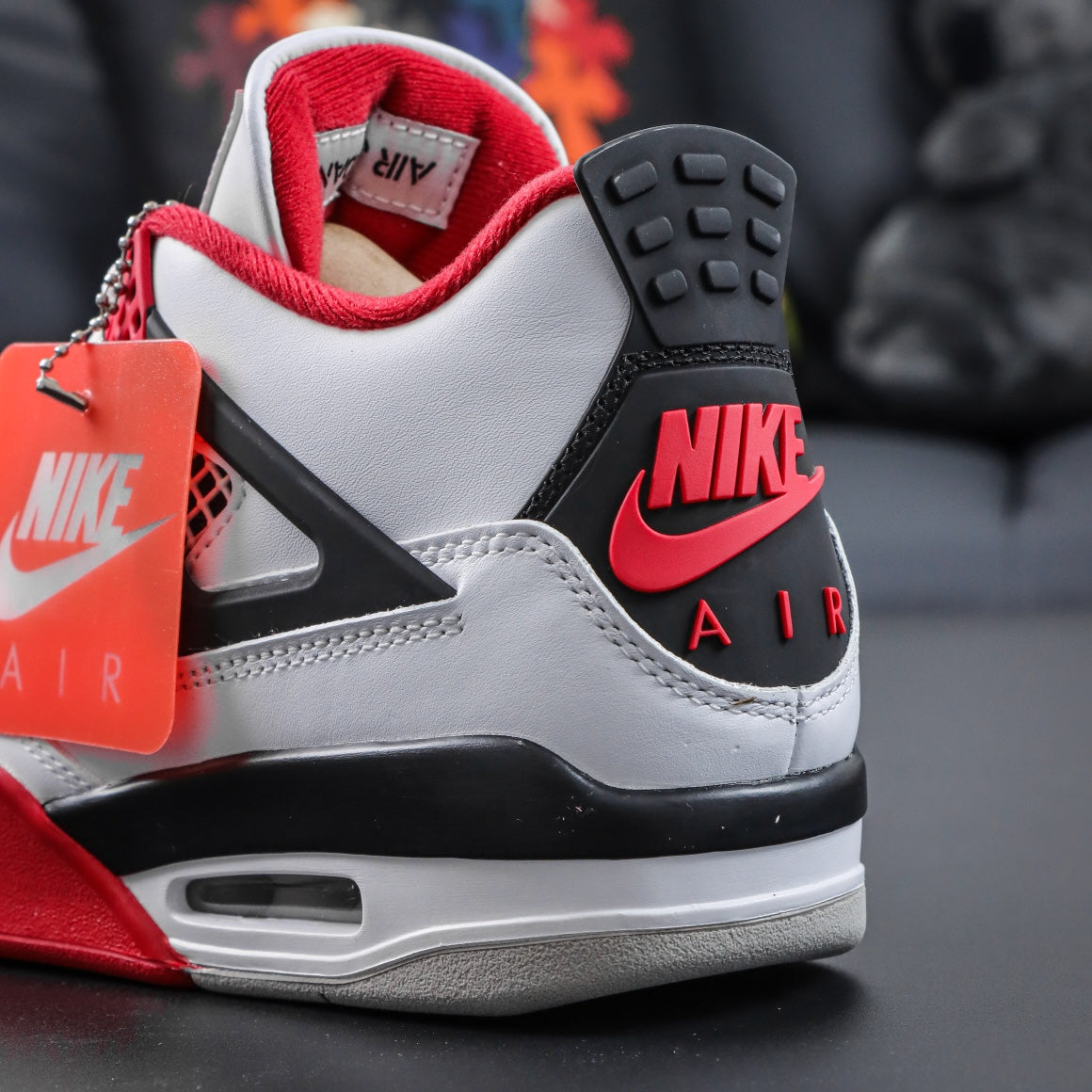 Air Jordan 4 rire red