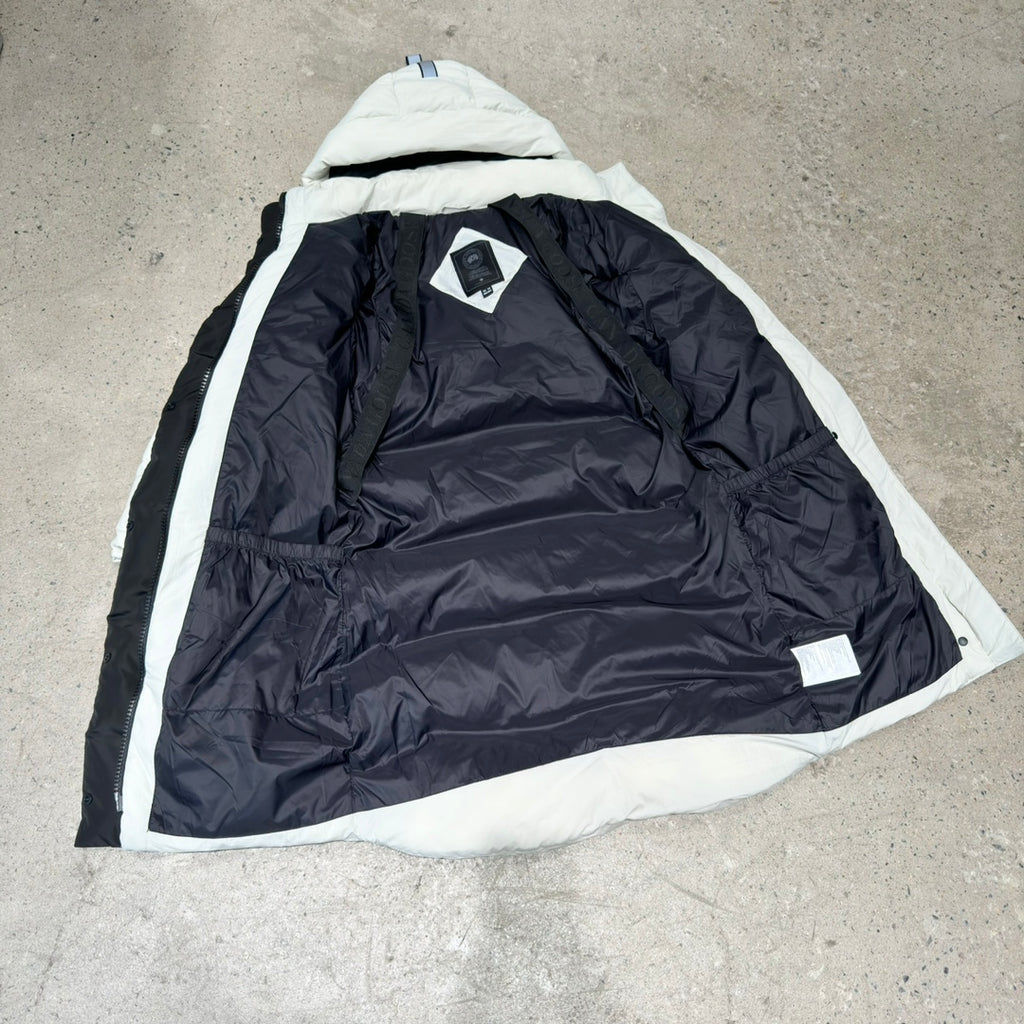 𝐁𝐲𝐰𝐚𝐫𝐝