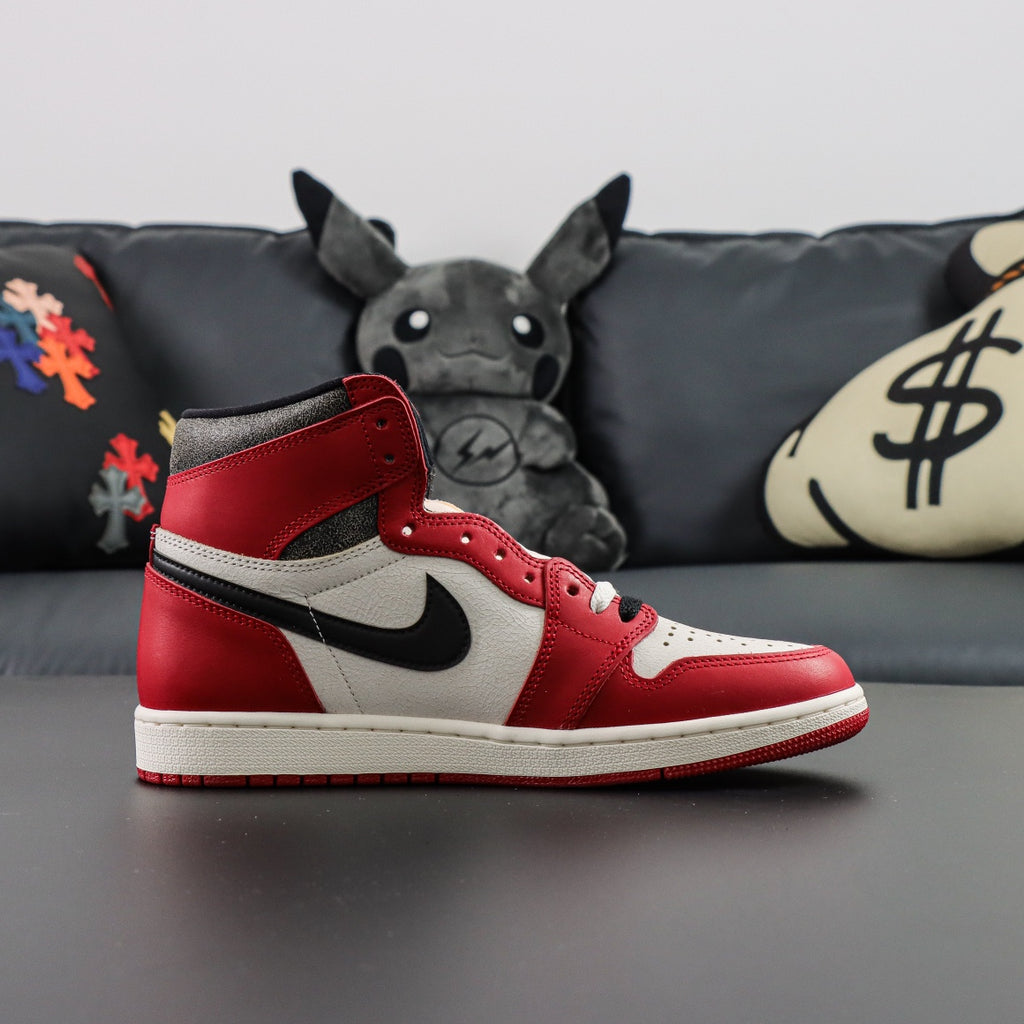 Air Jordan 1 Retro High OG "Lost & Found"