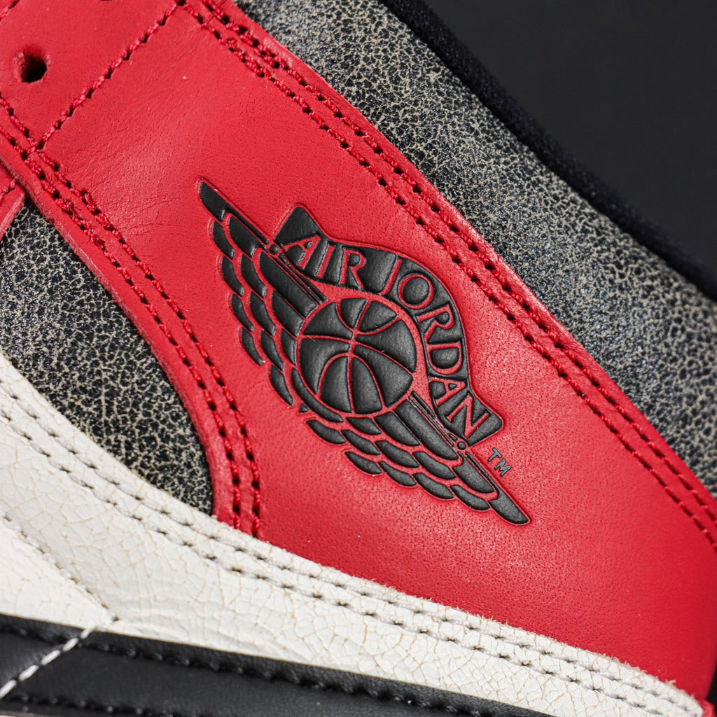 Air Jordan 1 Retro High OG "Lost & Found"