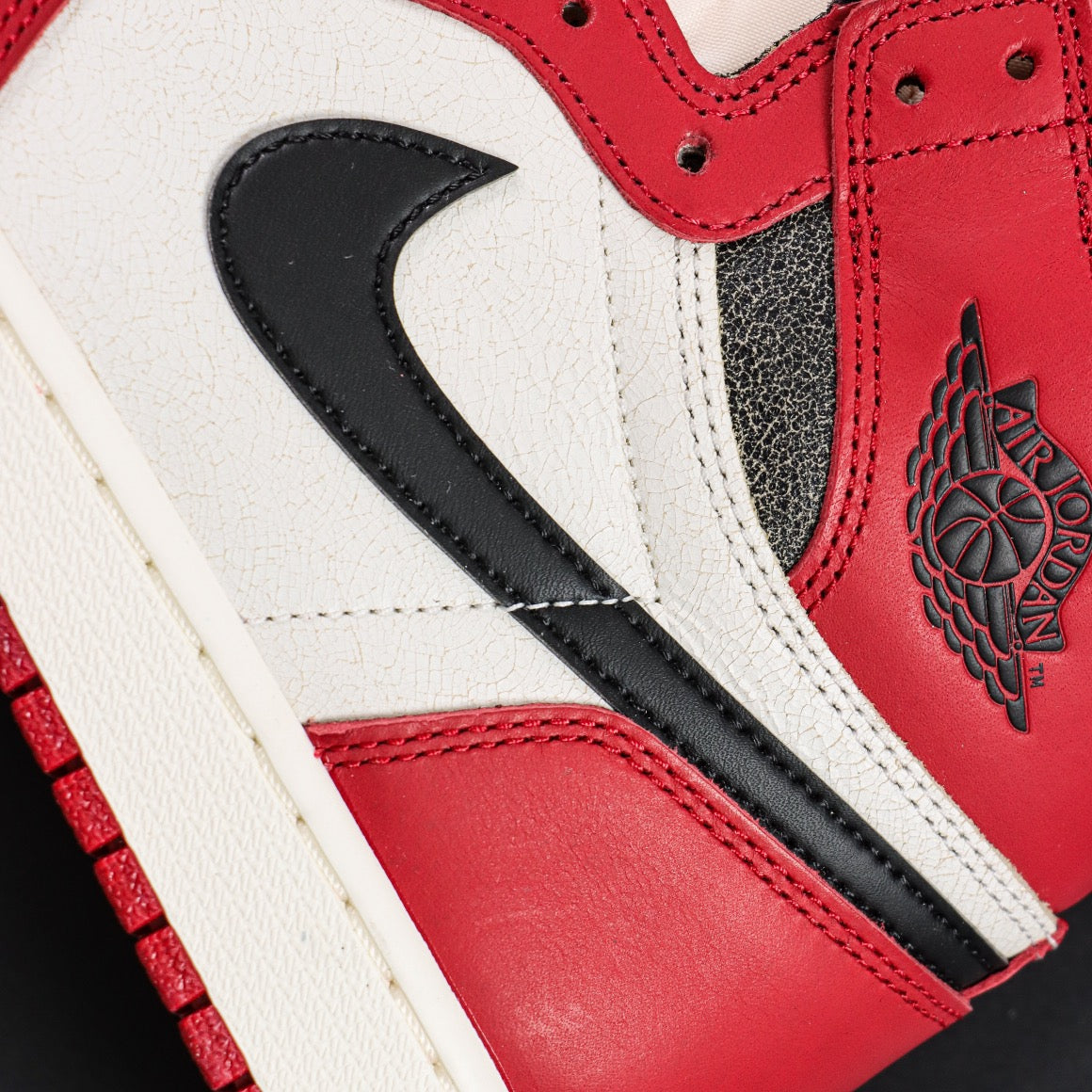 Air Jordan 1 Retro High OG "Lost & Found"