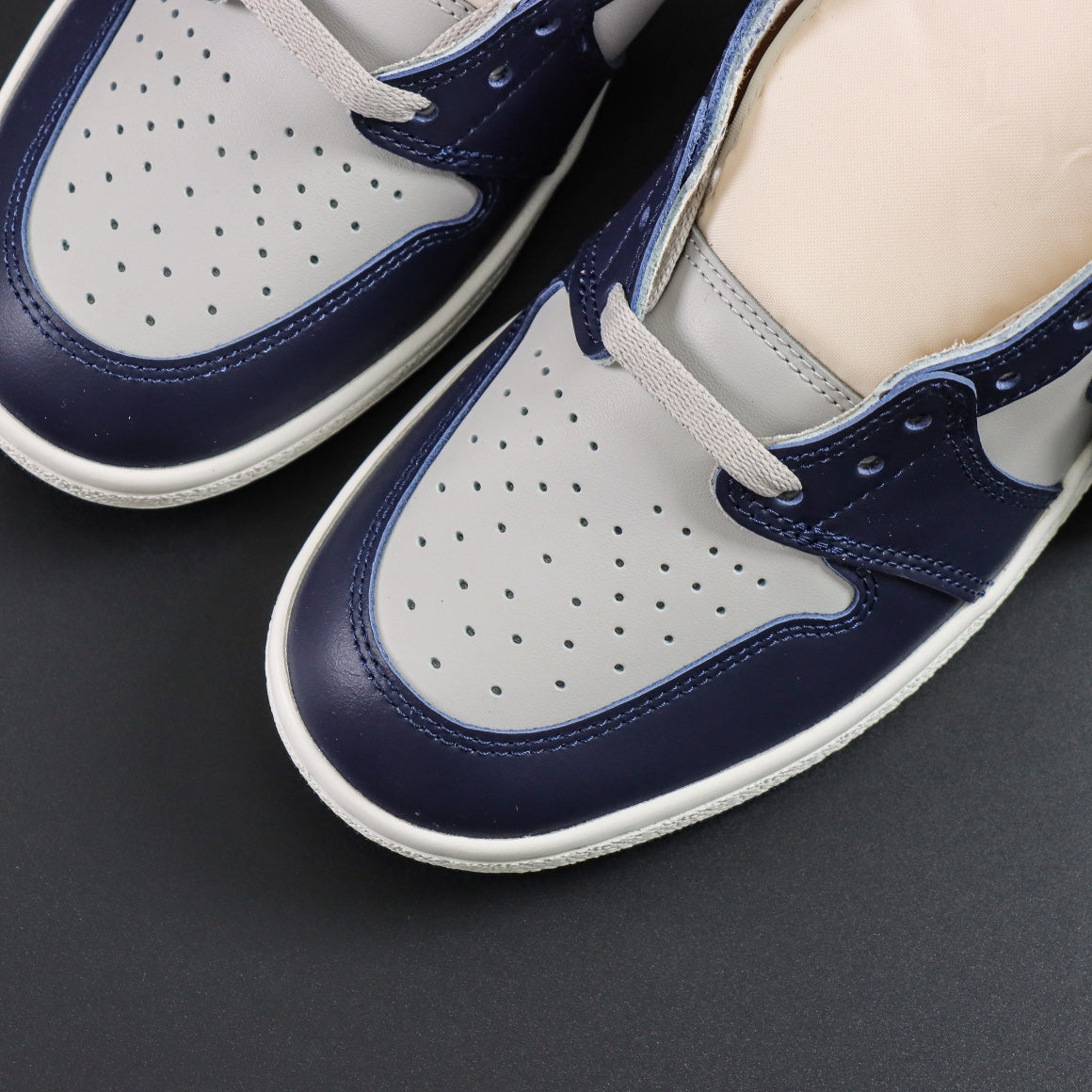 Air Jordan 1 Retro High '85"georgetown"