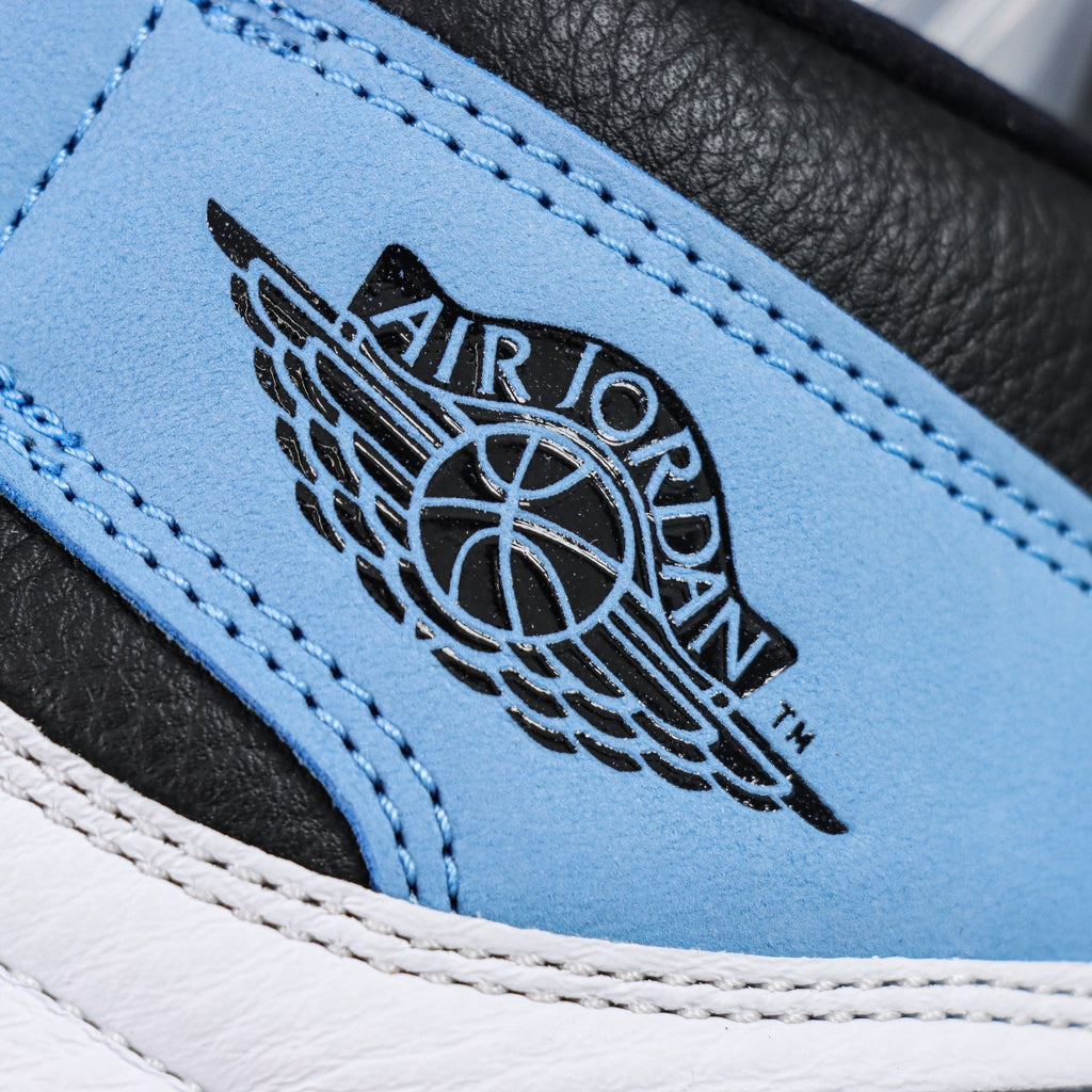 Air Jordan 1 Retro High "University Blue"