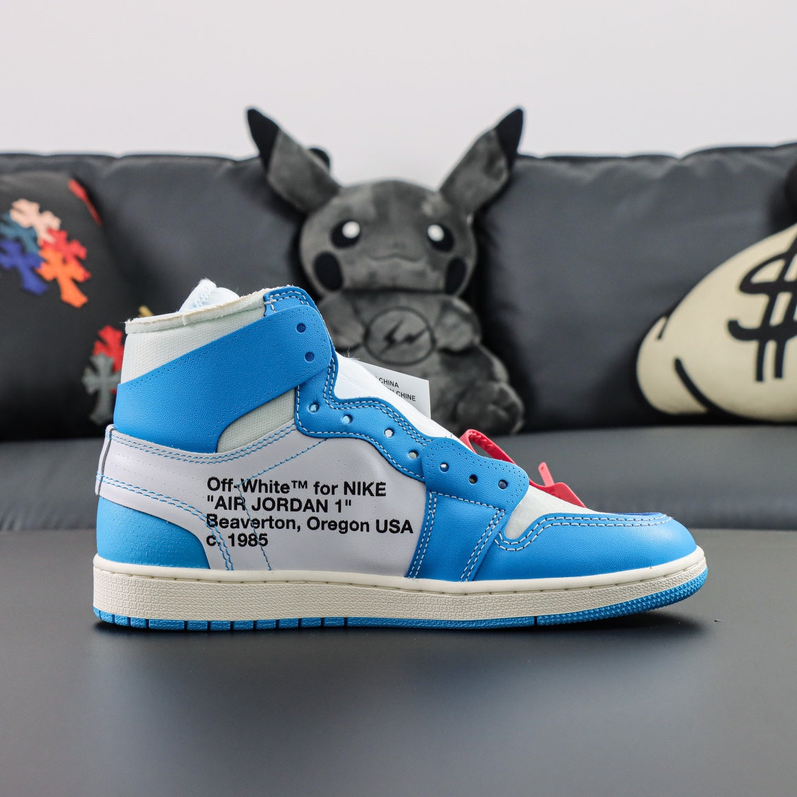 OFF-WHITE x Air Jordan 1 Retro High OG "UNC"